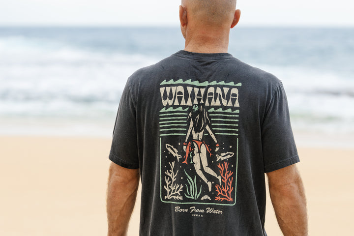 Camiseta premium de pima lavada con ácido Wahine of the Deep