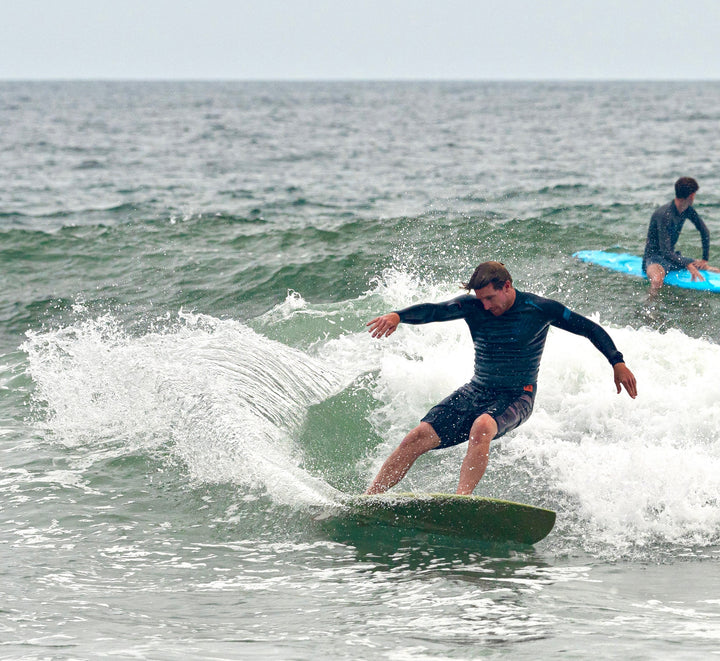 Top de surf con cremallera trasera Field Ethos para hombre