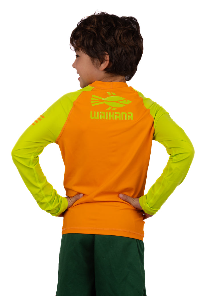 Rashguard de manga larga naranja para niños 