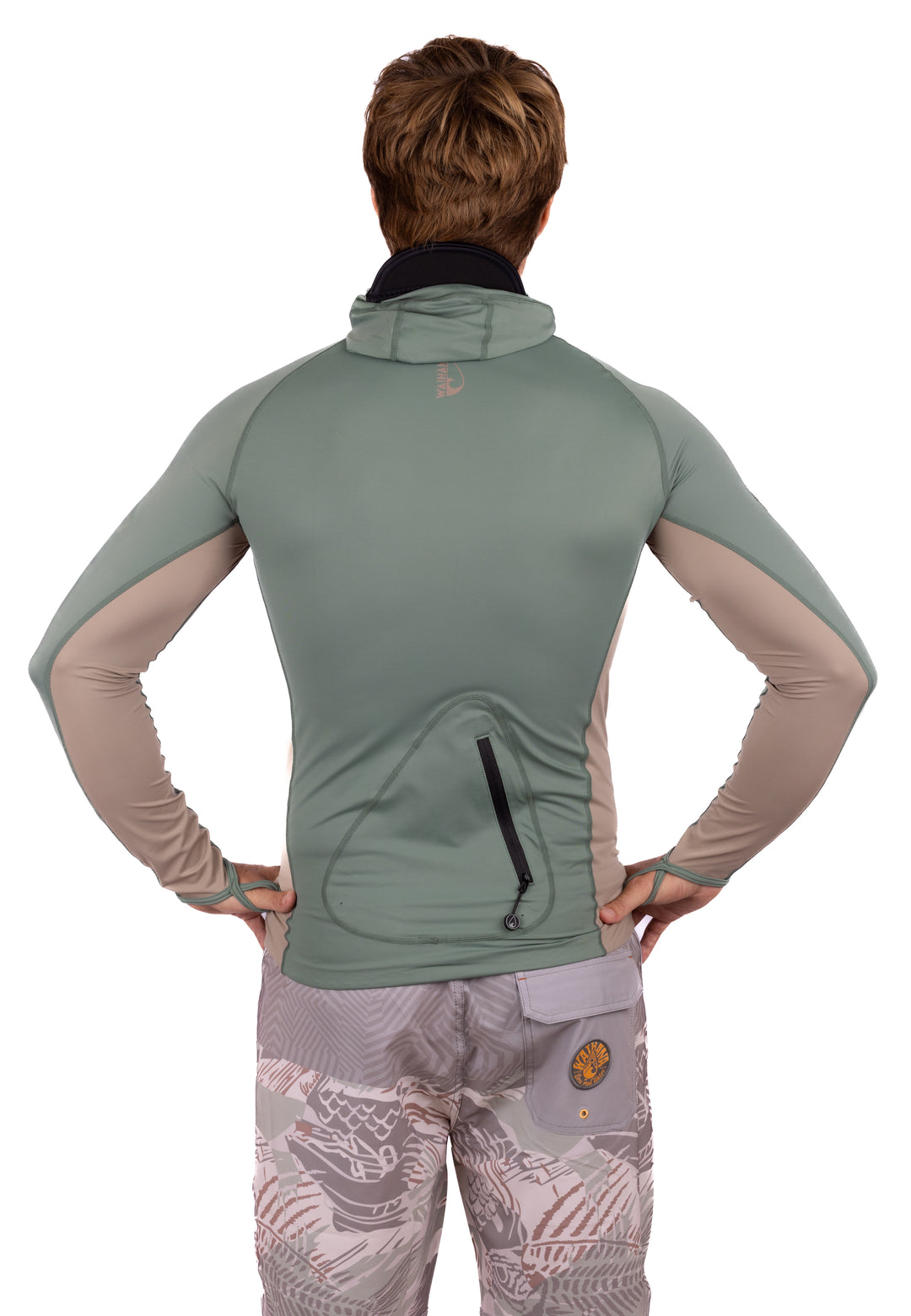 Rashguard Voyager con capucha color oliva
