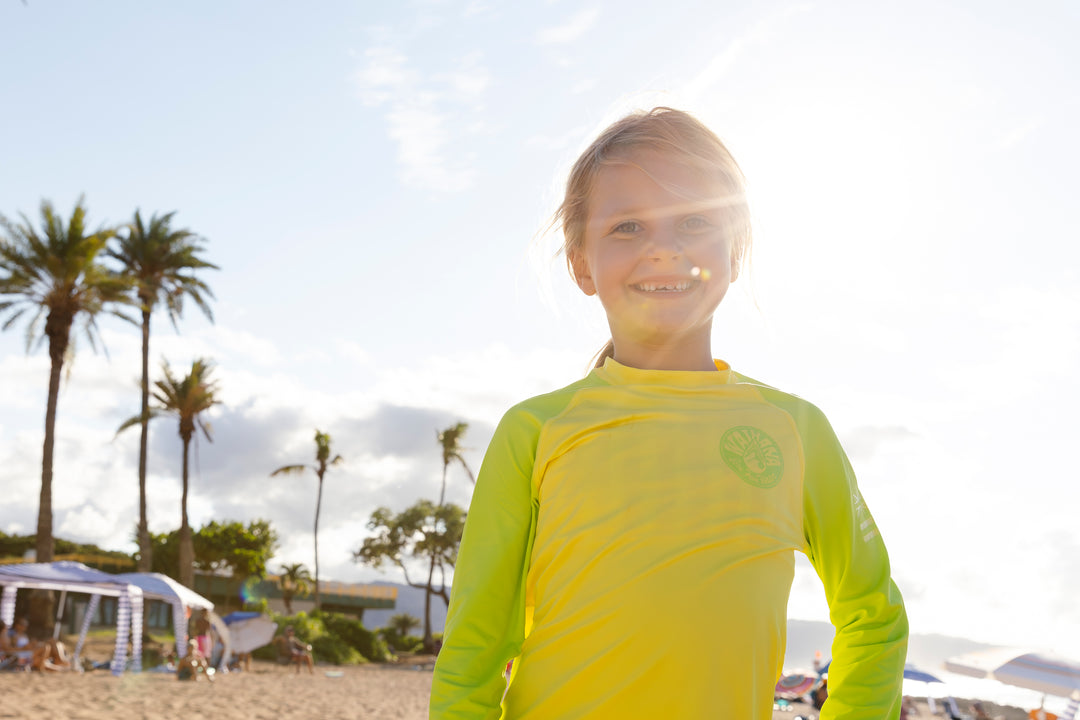 Camiseta de manga larga amarilla para niños
