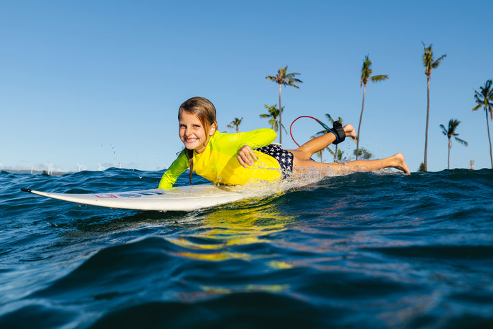 Camiseta de manga larga amarilla para niños