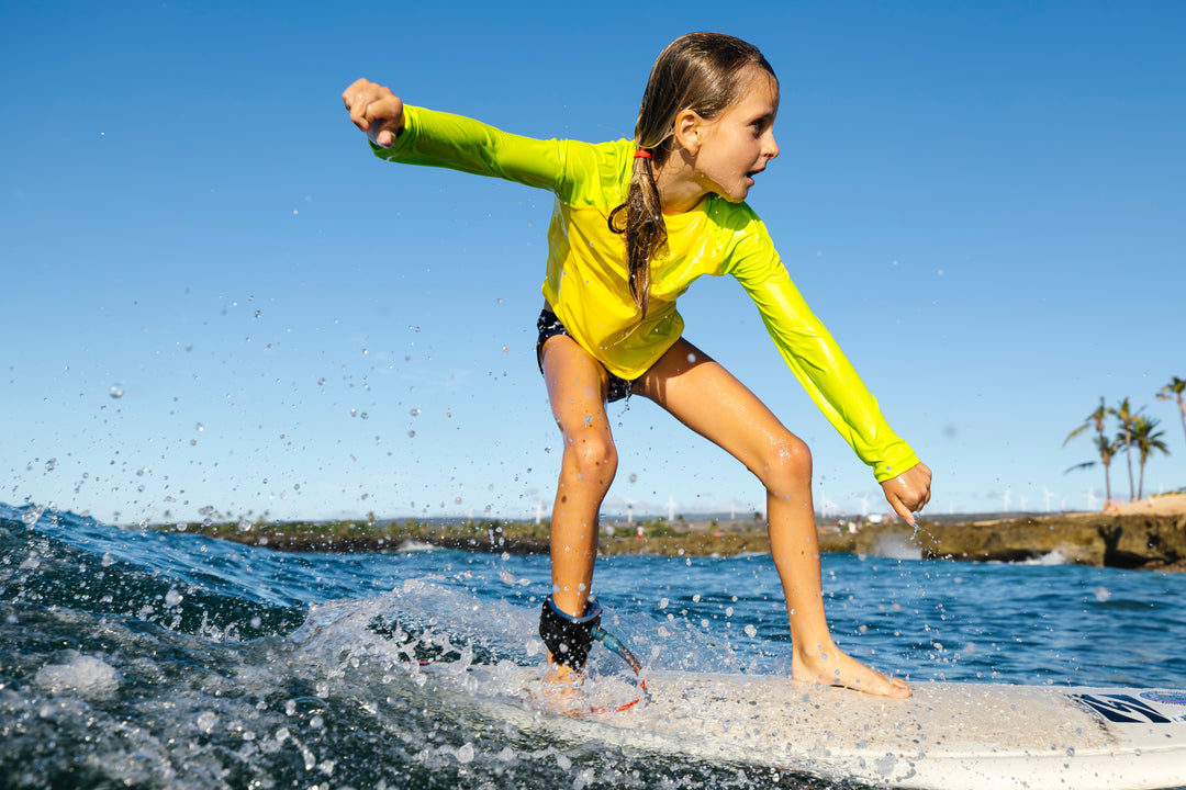 Camiseta de manga larga amarilla para niños